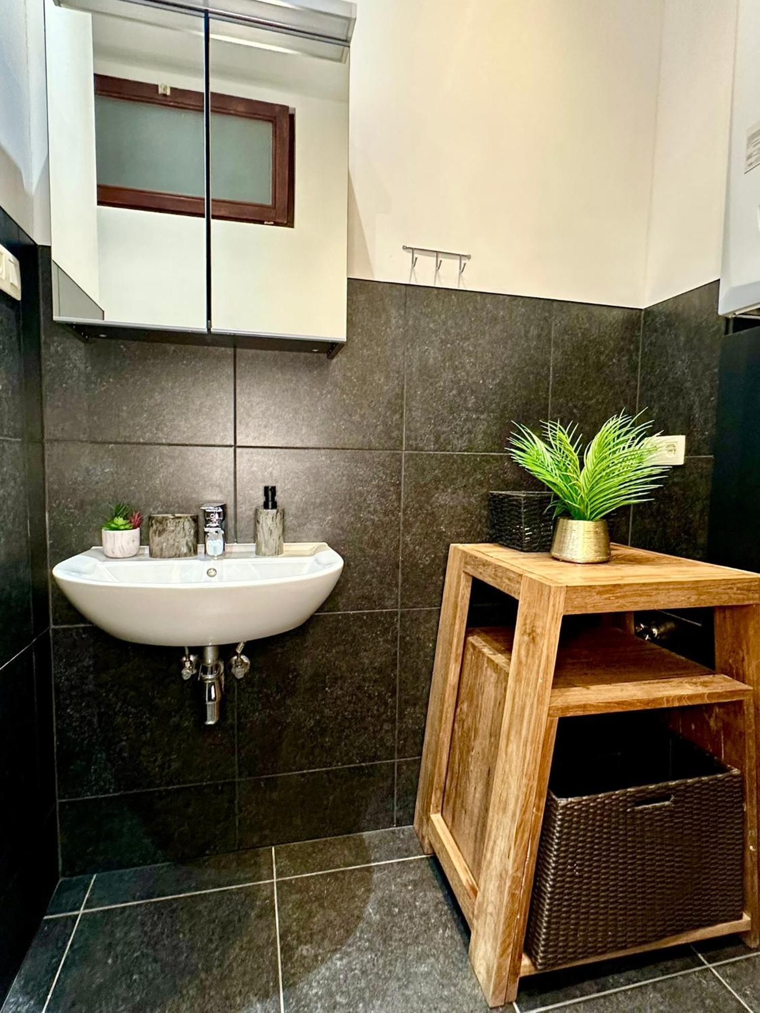 Luxury Suites Centrum By Rikas Hotels Antwerpen Eksteriør bilde