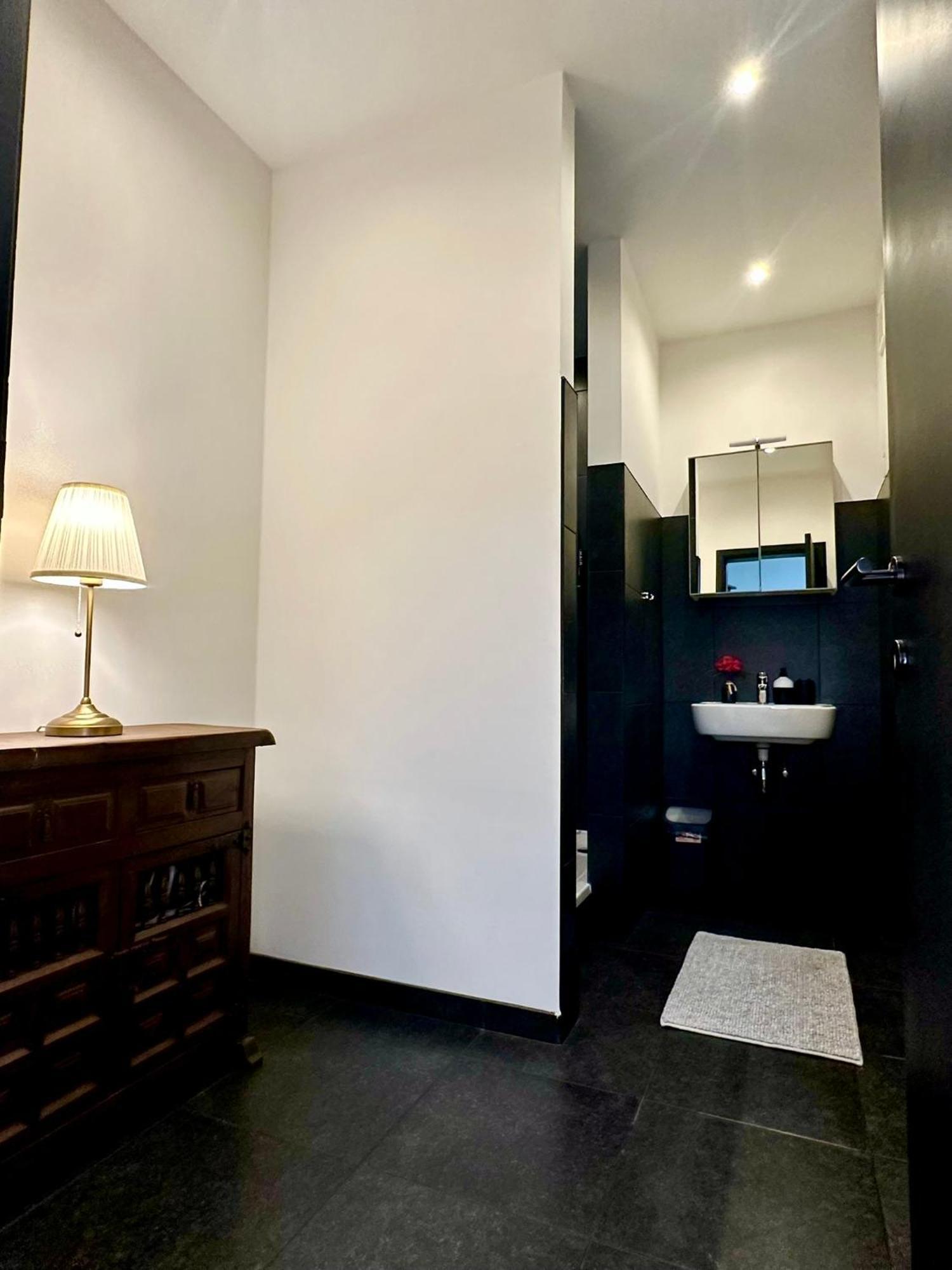 Luxury Suites Centrum By Rikas Hotels Antwerpen Eksteriør bilde